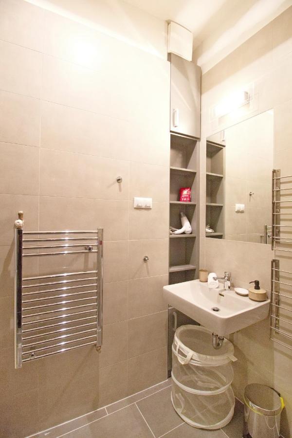 Urban Bourbon Apartamento Budapeste Exterior foto