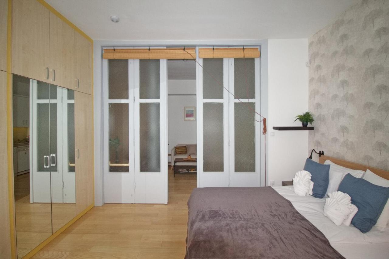 Urban Bourbon Apartamento Budapeste Exterior foto
